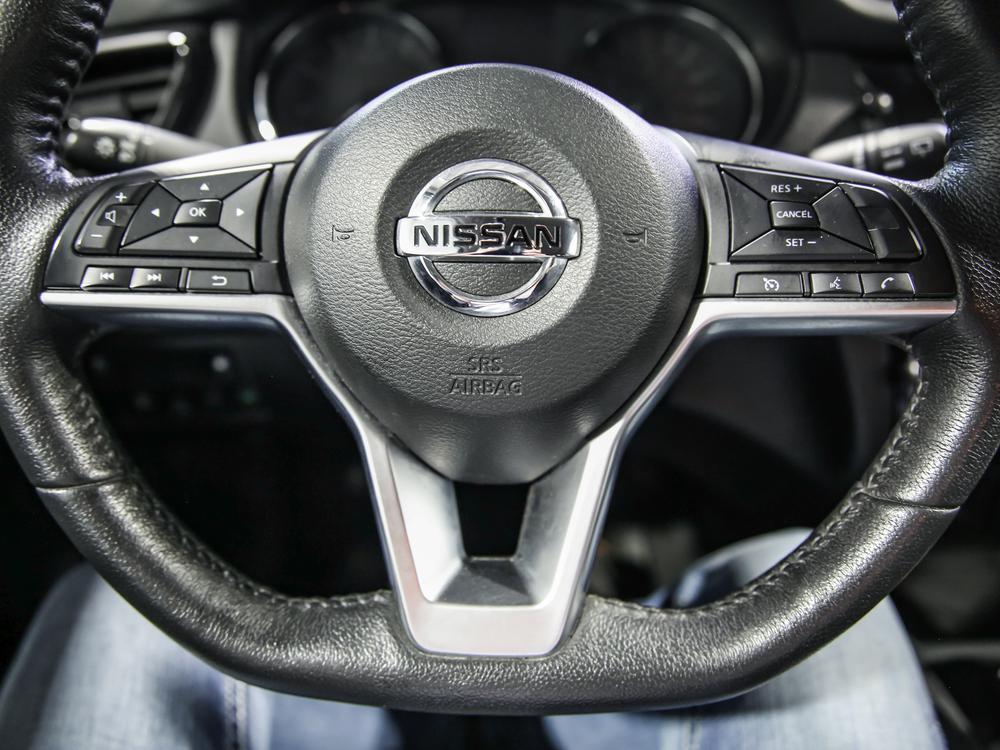 Nissan Rogue SV 2020 d’occasion à vendre - 18