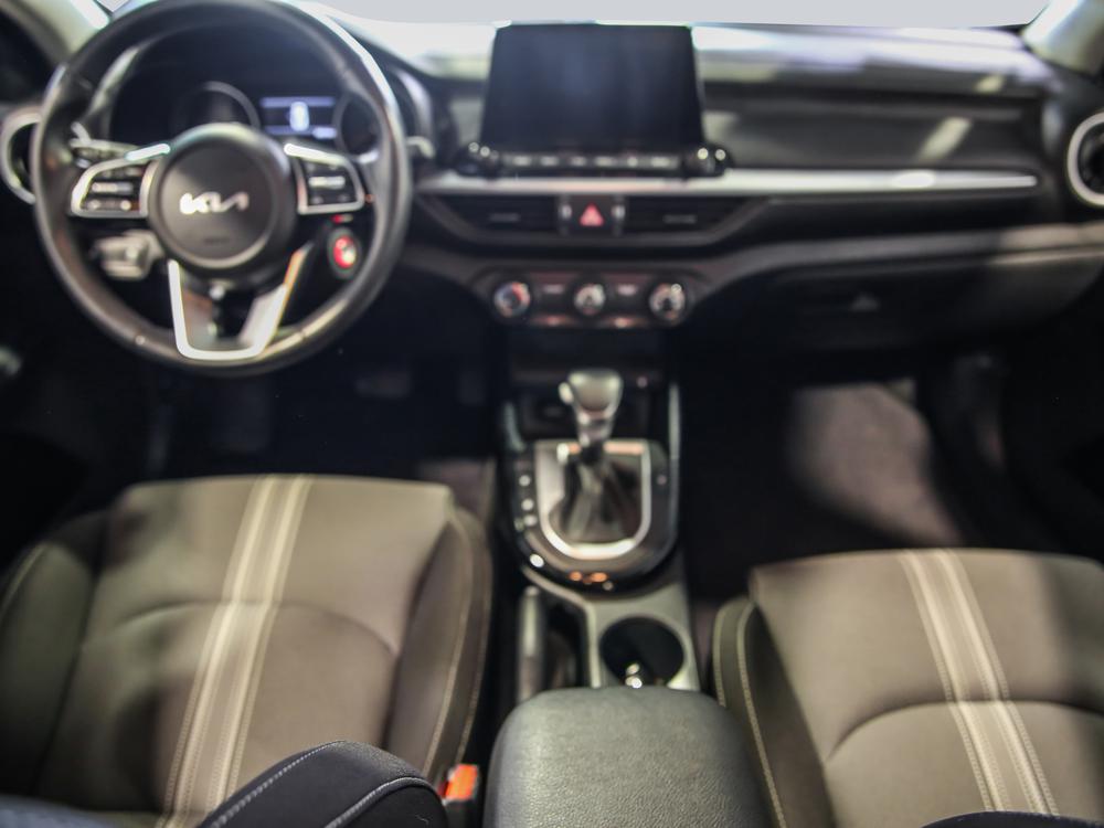 Kia Forte EX 2023 d’occasion à vendre - 29