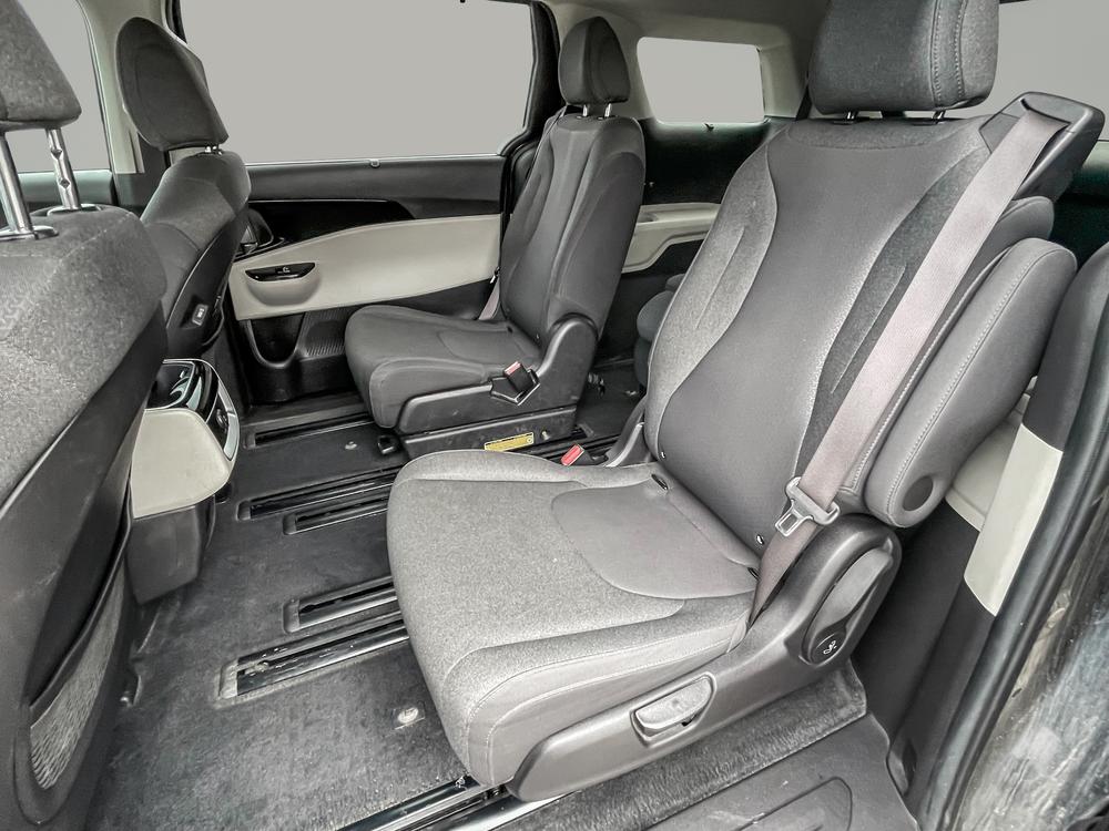 Kia Carnival LX+ 2022 d’occasion à vendre - 18