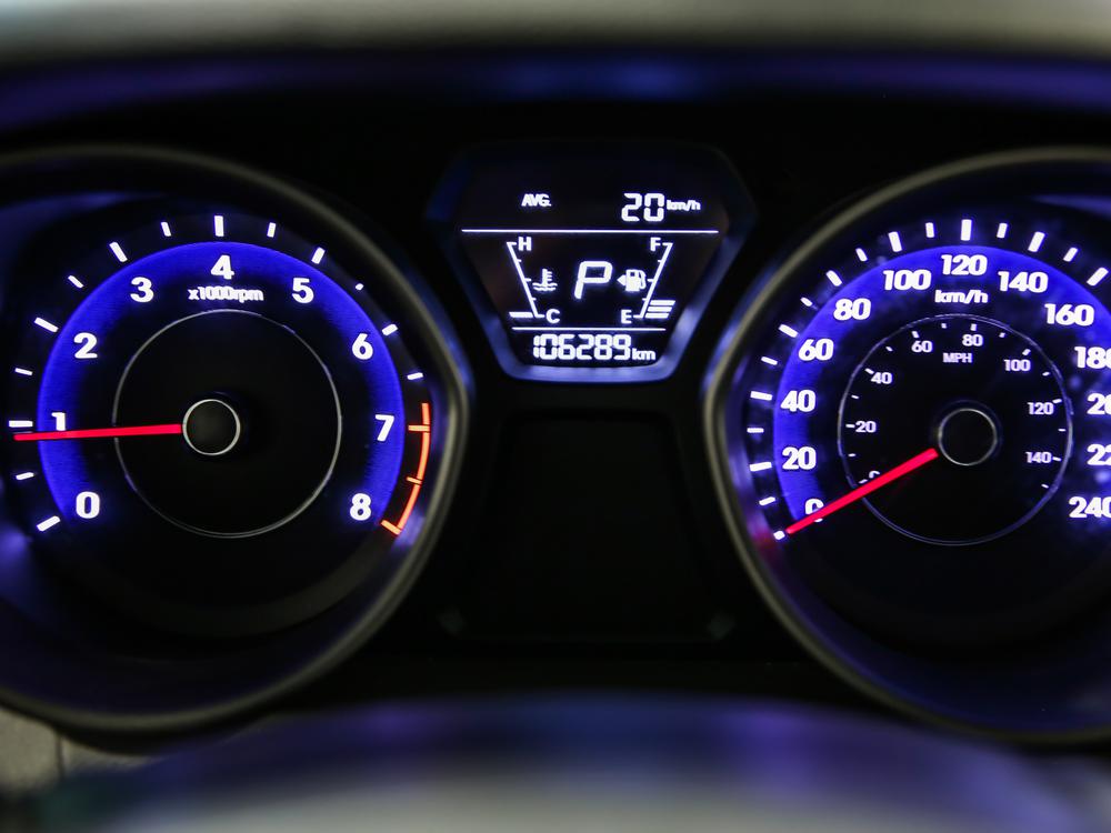 Hyundai Elantra L 2016 d’occasion à vendre - 22