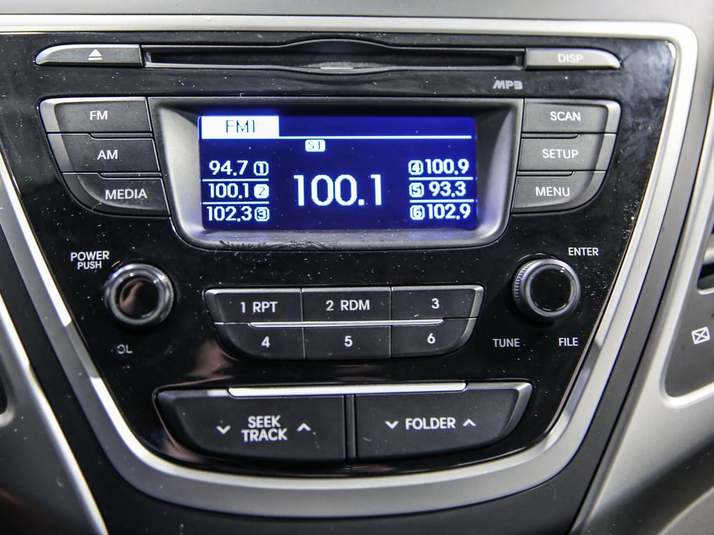 Hyundai Elantra L 2016 d’occasion à vendre - 23