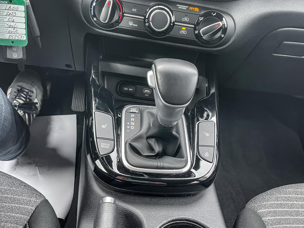 Kia Soul 2023 Noir usage à vendre Kia Soul 2023 Noir usage à vendre