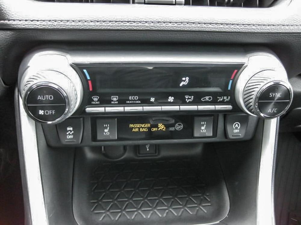 Toyota RAV4 XLE 2021 d’occasion à vendre - 22
