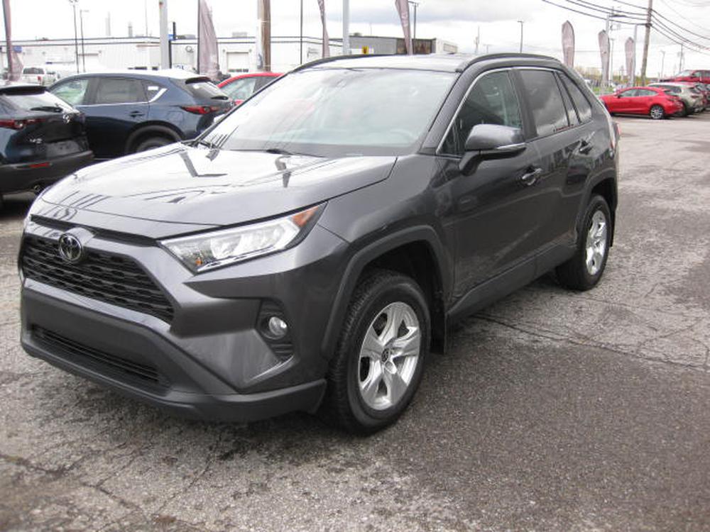Toyota RAV4 XLE 2021 d’occasion à vendre - 2