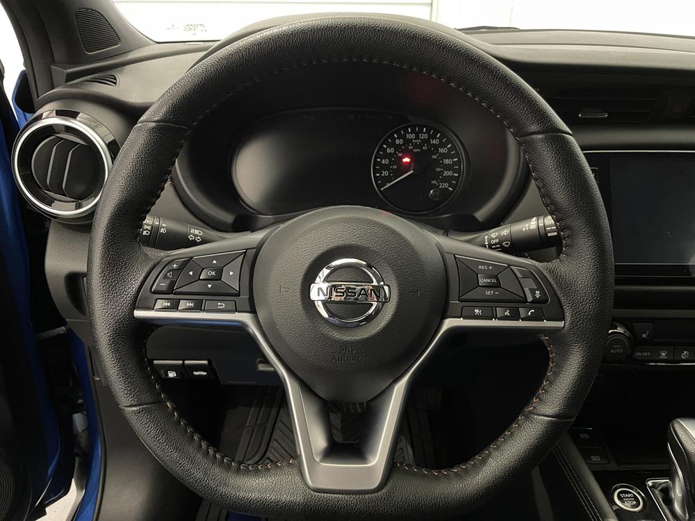 Nissan Kicks SR / Toit noir 2021 d’occasion à vendre - 14