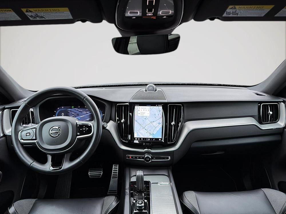 Volvo XC60 Recharge T8 R-DESIGN // PLUG IN // AWD 2022 d’occasion à vendre - 13