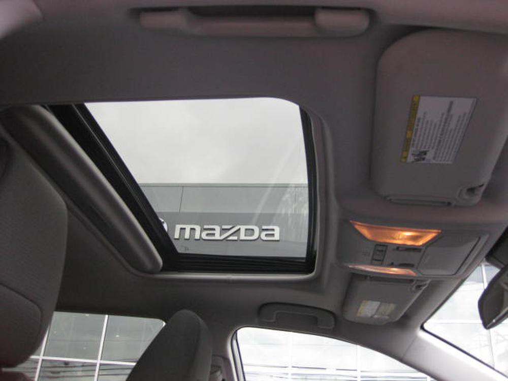 Toyota RAV4 XLE 2021 d’occasion à vendre - 31