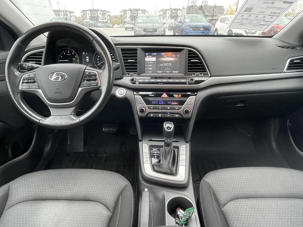 Hyundai Elantra GLS 2017 d’occasion à vendre - 18