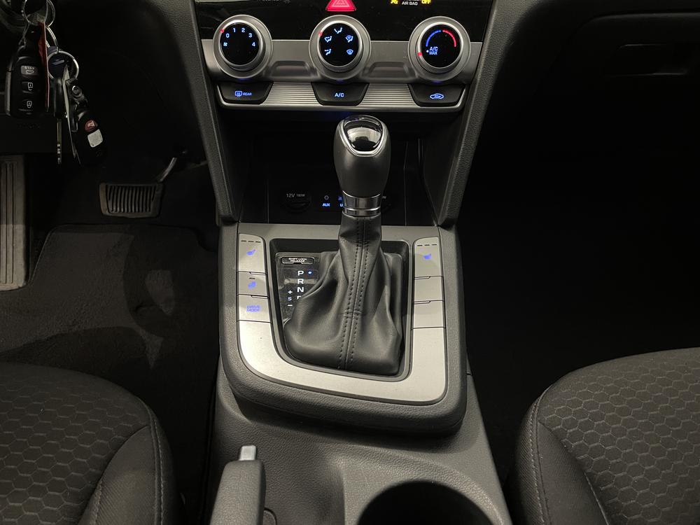 Hyundai Elantra Preferred 2020 d’occasion à vendre - 27