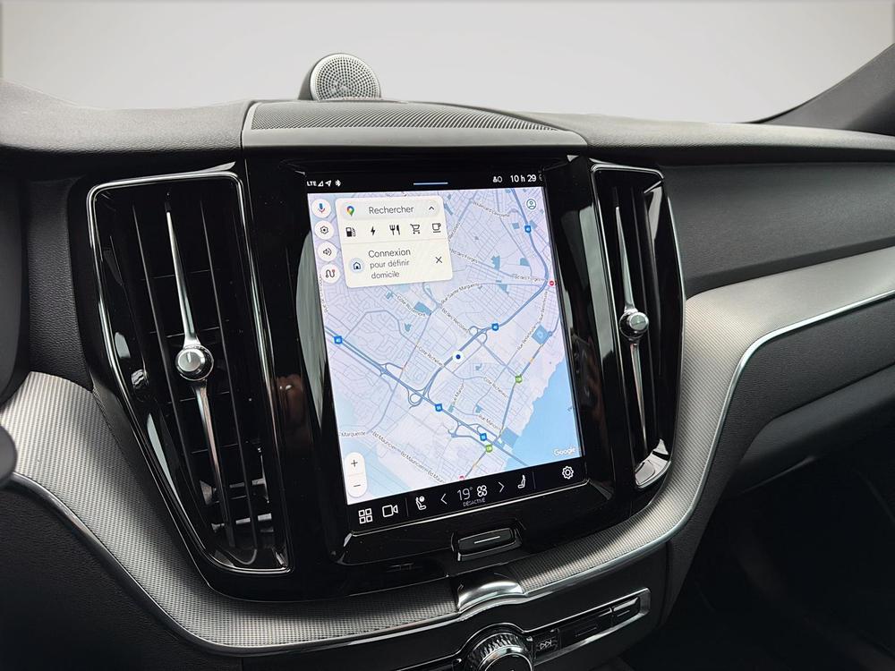 Volvo XC60 Recharge T8 R-DESIGN // PLUG IN // AWD 2022 d’occasion à vendre - 16