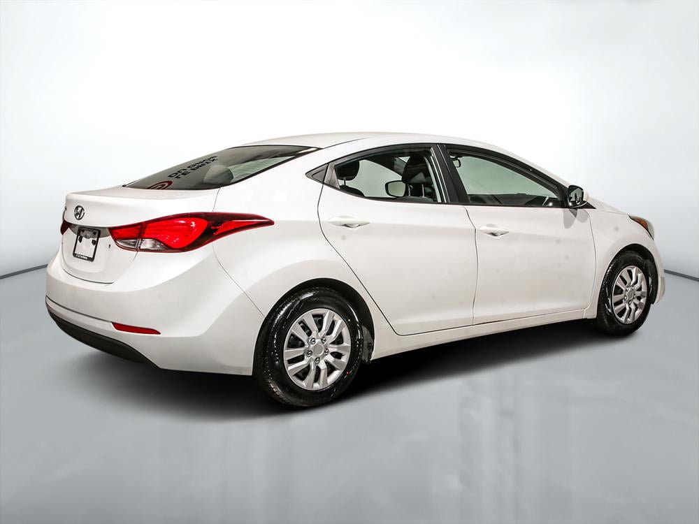 Hyundai Elantra L 2016 d’occasion à vendre - 3