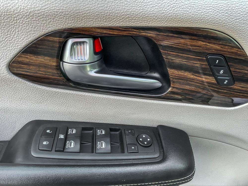 Chrysler Pacifica Hybrid 2022 Gris usage à vendre Chrysler Pacifica Hybrid 2022 Gris usage à vendre