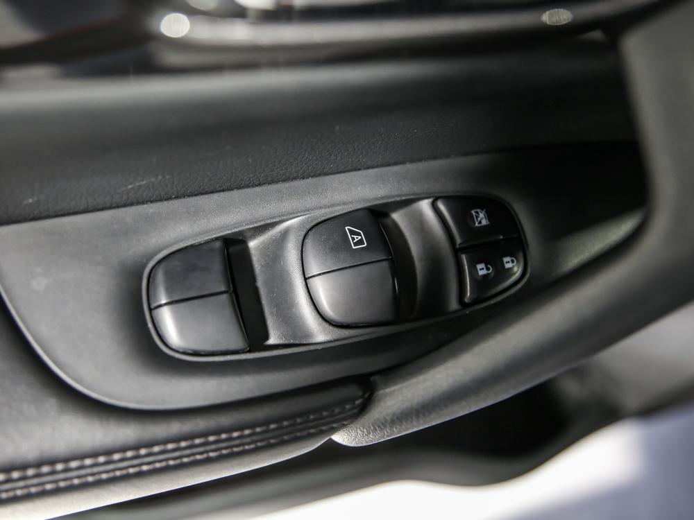 Nissan Rogue SV 2020 d’occasion à vendre - 16