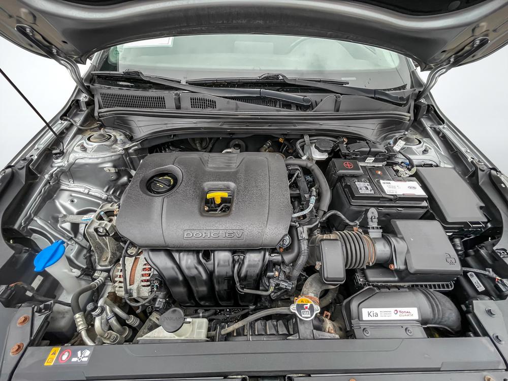 Kia Forte5 2021 Gris usage à vendre Kia Forte5 2021 Gris usage à vendre