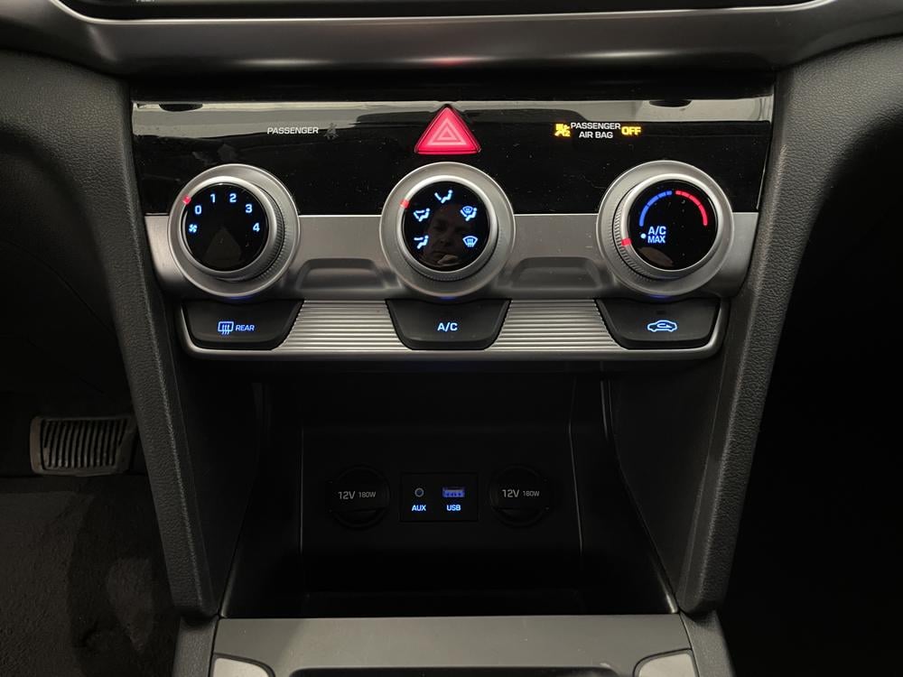 Hyundai Elantra Preferred 2020 d’occasion à vendre - 26
