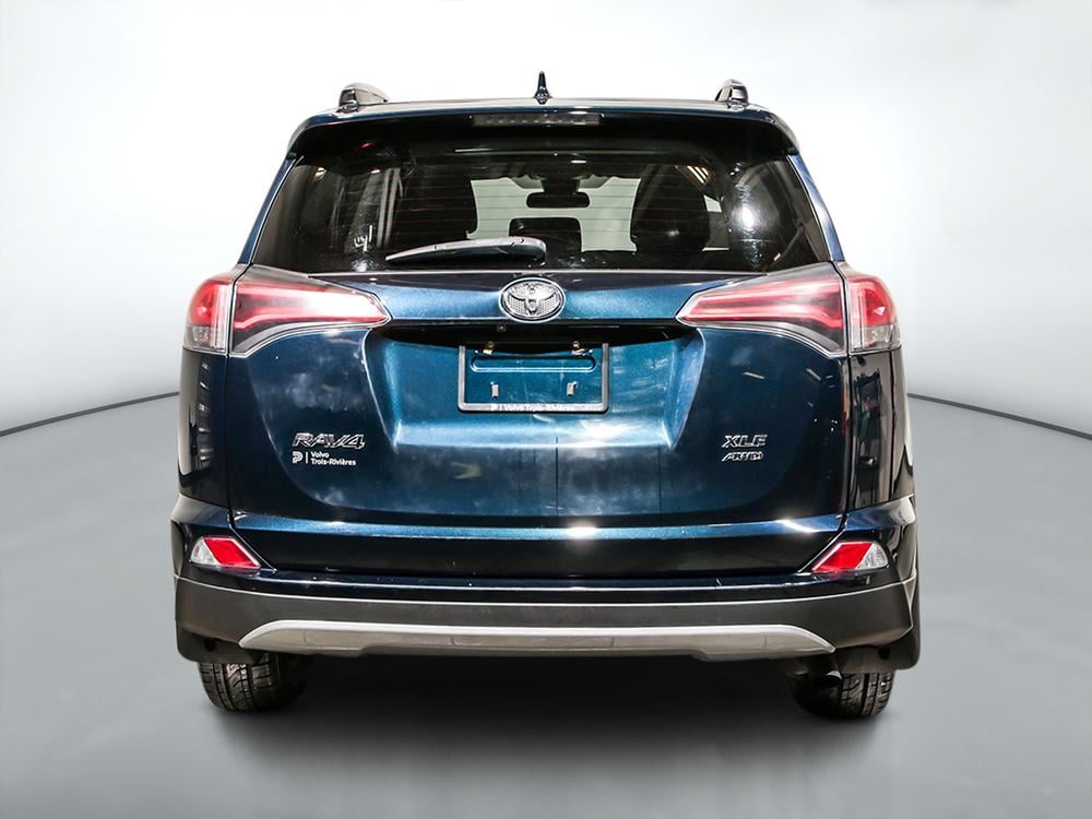 Toyota RAV4 XLE AWD 2017 d’occasion à vendre - 4