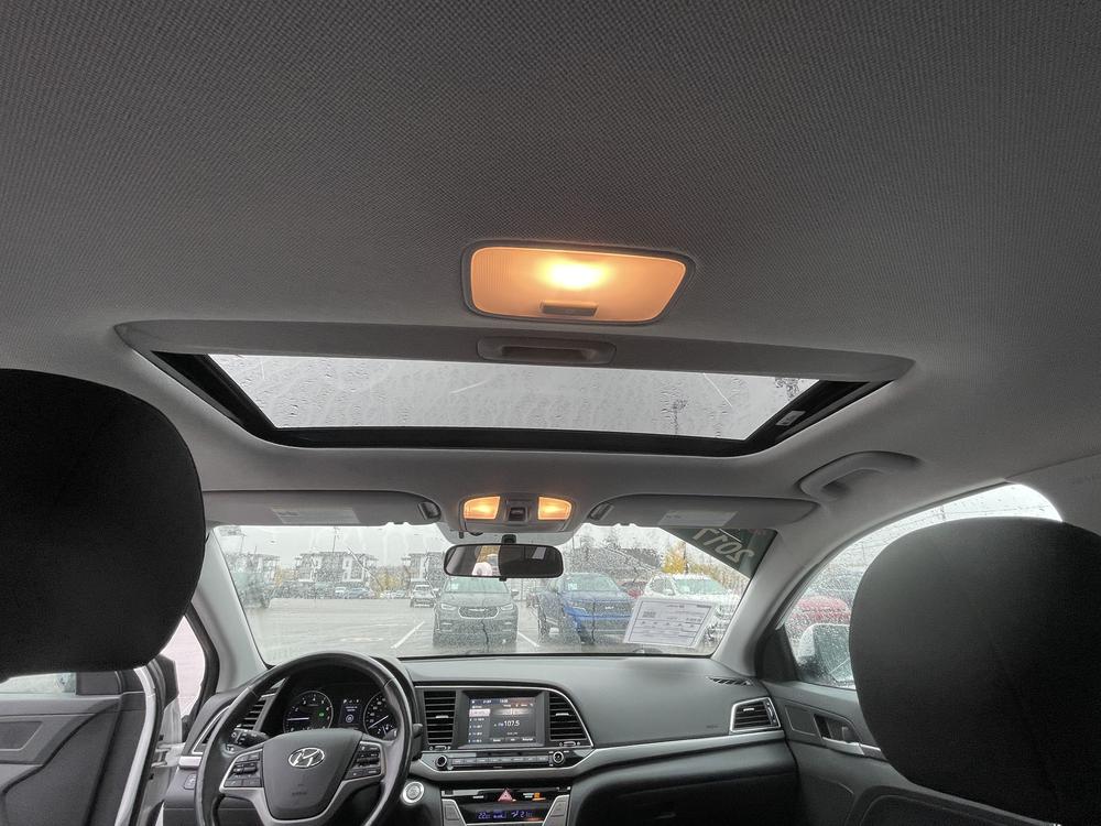 Hyundai Elantra GLS 2017 d’occasion à vendre - 27