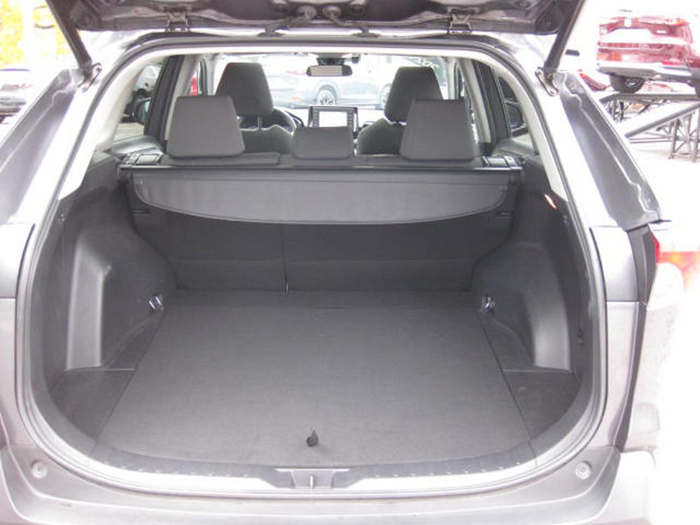 Toyota RAV4 XLE 2021 d’occasion à vendre - 26