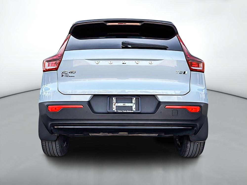 Volvo XC40 2022 Gris usage à vendre Volvo XC40 2022 Gris usage à vendre