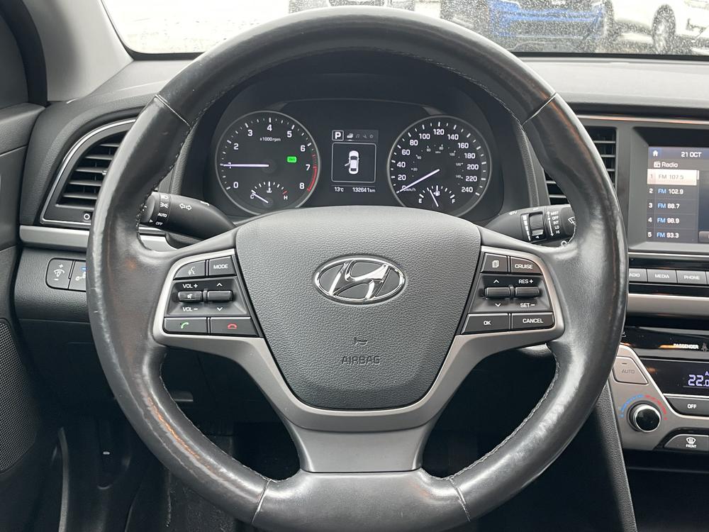 Hyundai Elantra GLS 2017 d’occasion à vendre - 19