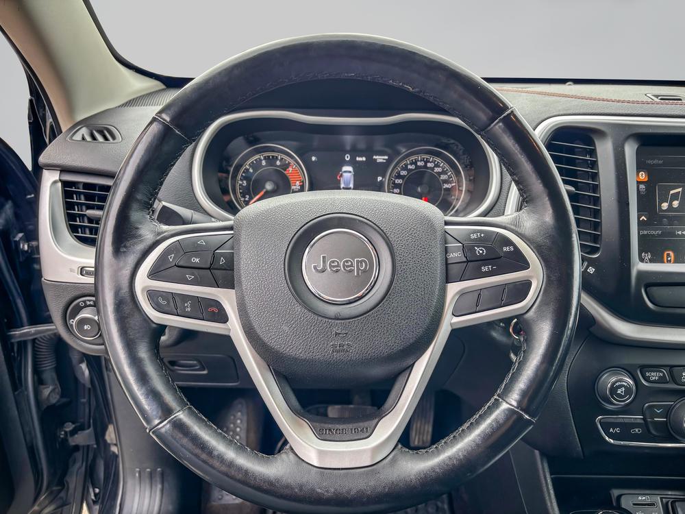 Jeep Cherokee Trailhawk 2017 d’occasion à vendre - 16
