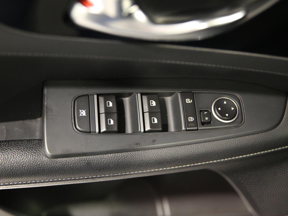 Kia Forte5 EX 2021 d’occasion à vendre - 14