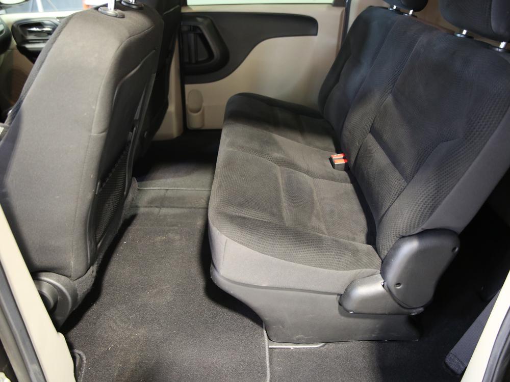 Dodge Grand Caravan SE 2019 d’occasion à vendre - 30