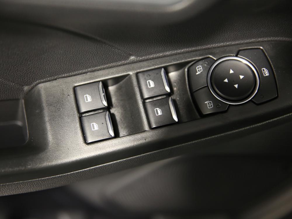 Ford Escape PLUG IN HYBRID PHEV FWD 2024 d’occasion à vendre - 16