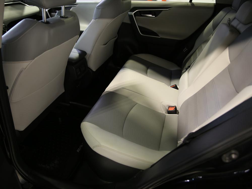 Toyota RAV4 Hybrid Limited 2019 d’occasion à vendre - 32