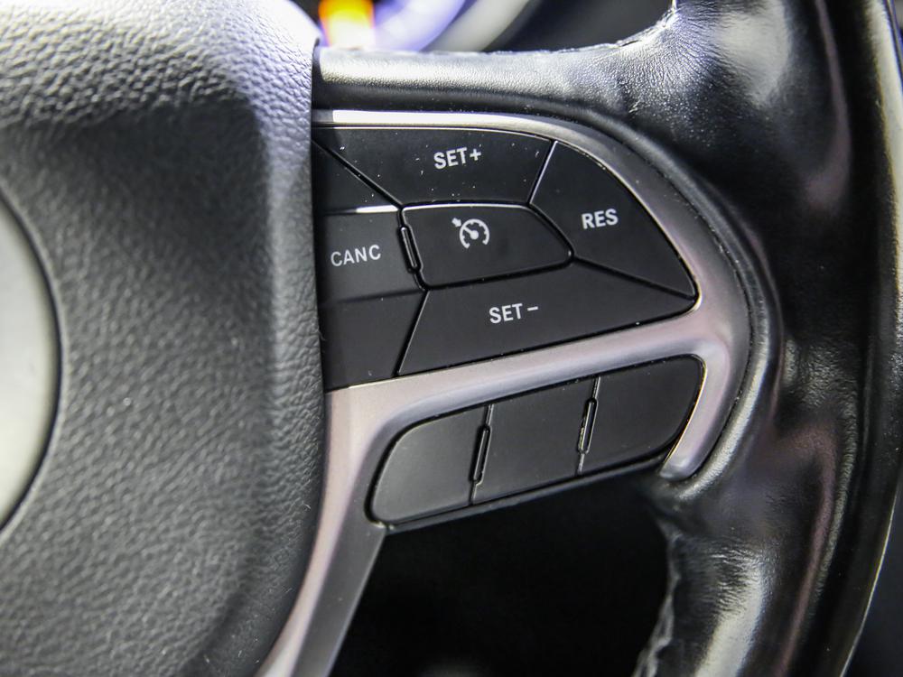 Jeep Grand Cherokee Laredo 2021 d’occasion à vendre - 22