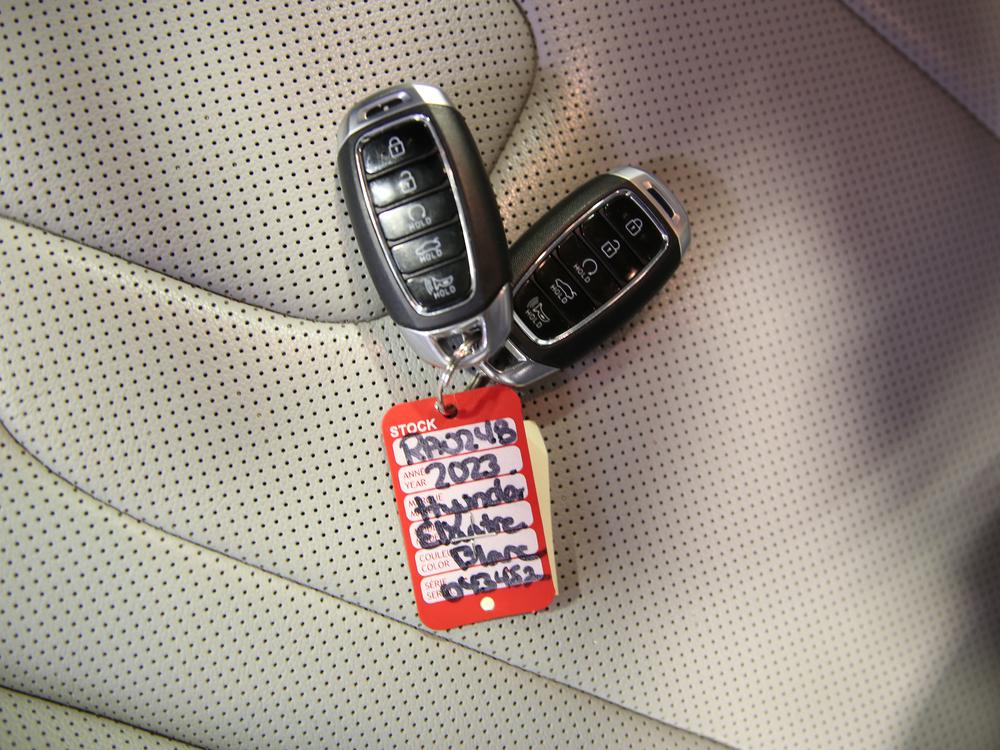 Hyundai Elantra hybride LIMITED 2023 d’occasion à vendre - 34