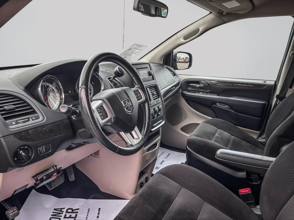 Dodge Grand Caravan 2017 Noir usage à vendre Dodge Grand Caravan 2017 Noir usage à vendre