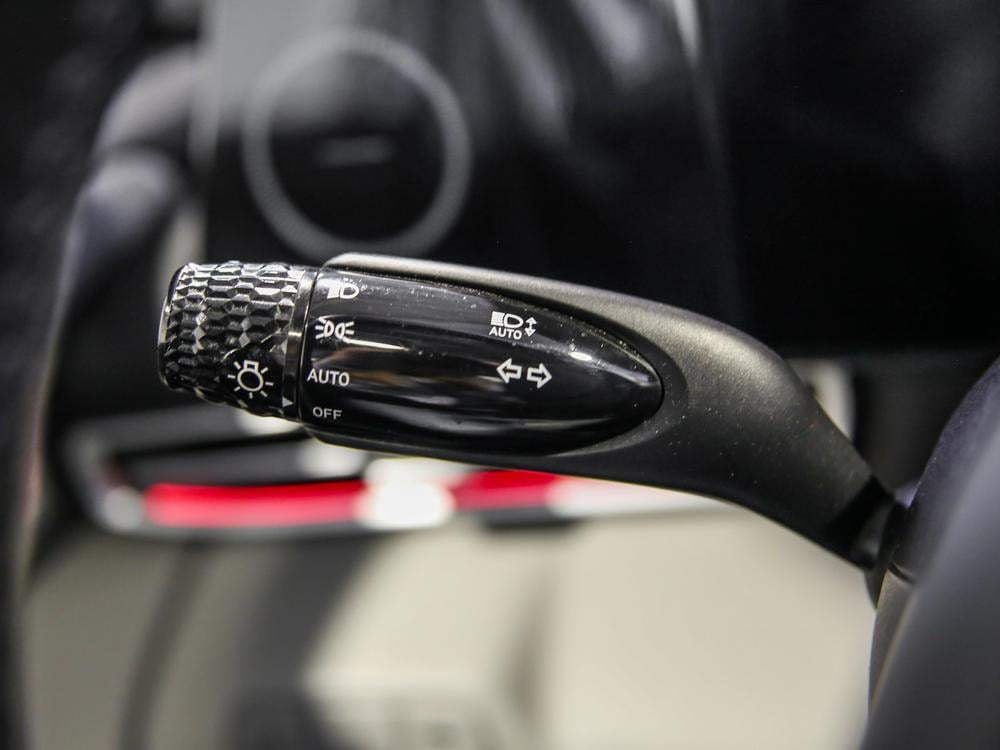 Hyundai Elantra hybride LIMITED 2023 d’occasion à vendre - 23