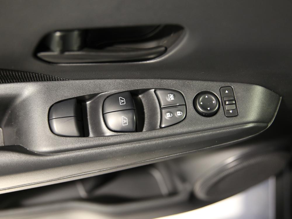 Nissan Kicks S 2023 d’occasion à vendre - 16