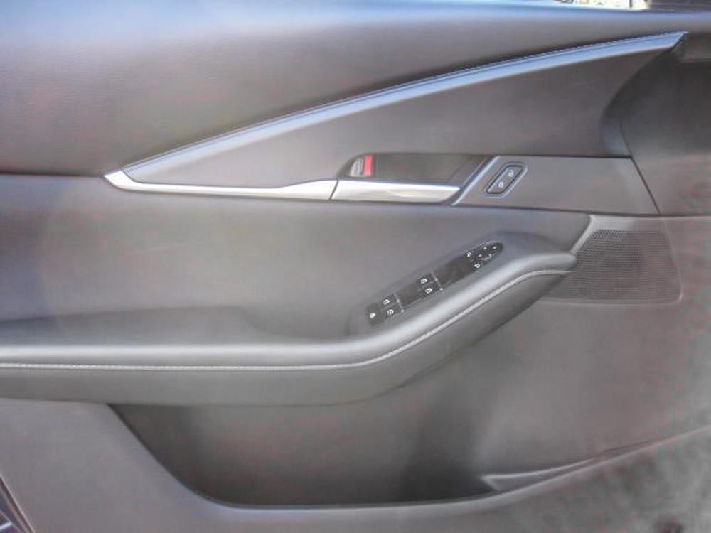 Mazda CX-30 2024 Bleu usage à vendre Mazda CX-30 2024 Bleu usage à vendre