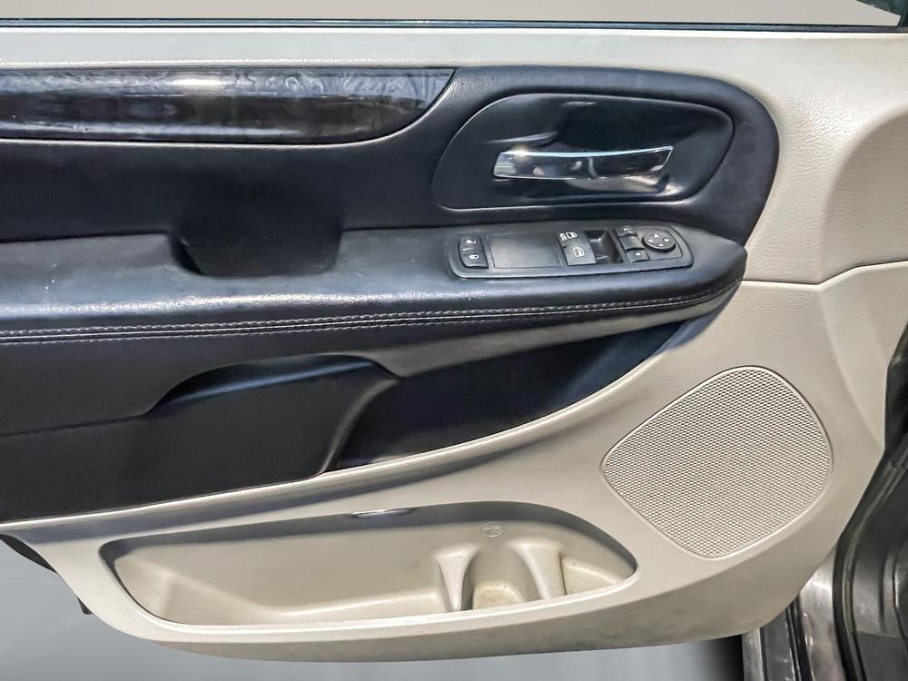 Dodge Grand Caravan SXT 2016 d’occasion à vendre - 11