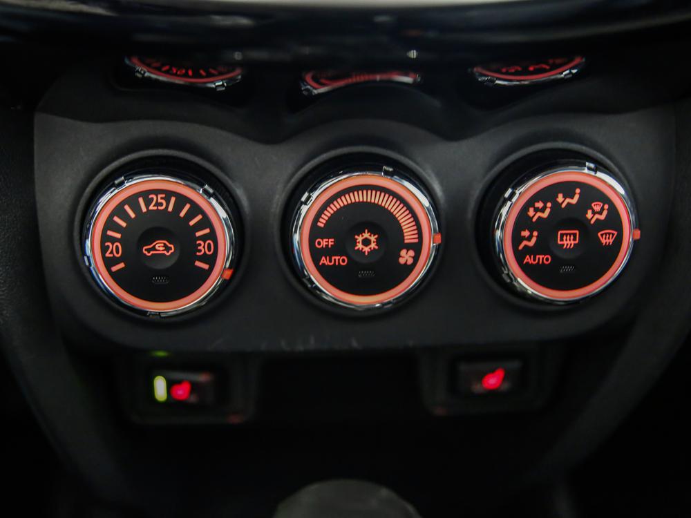 Mitsubishi RVR 2015 Noir usage à vendre Mitsubishi RVR 2015 Noir usage à vendre