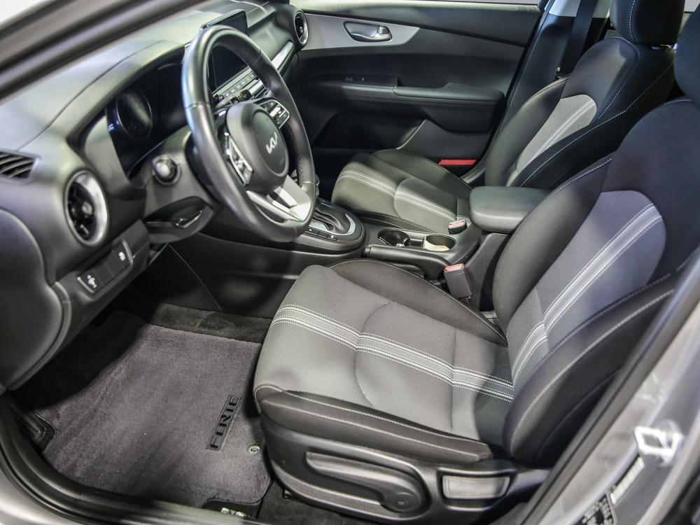 Kia Forte LX 2023 d’occasion à vendre - 17