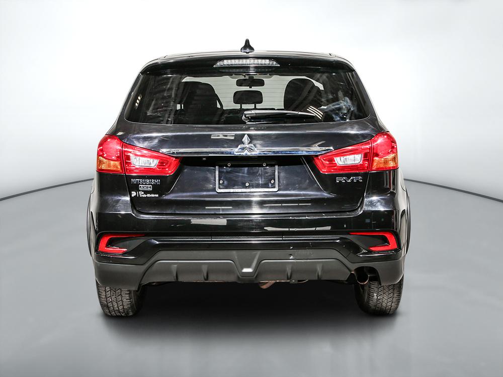 Mitsubishi RVR 2018 Noir usage à vendre Mitsubishi RVR 2018 Noir usage à vendre
