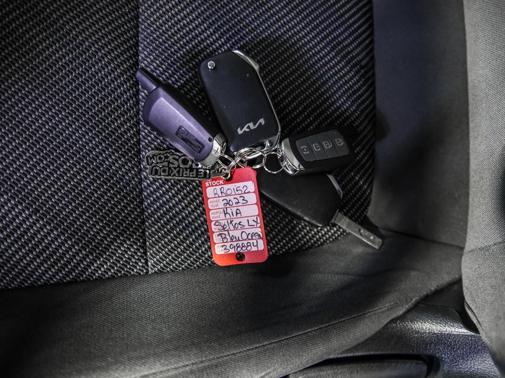 Kia Seltos 2023 Bleu usage à vendre Kia Seltos 2023 Bleu usage à vendre