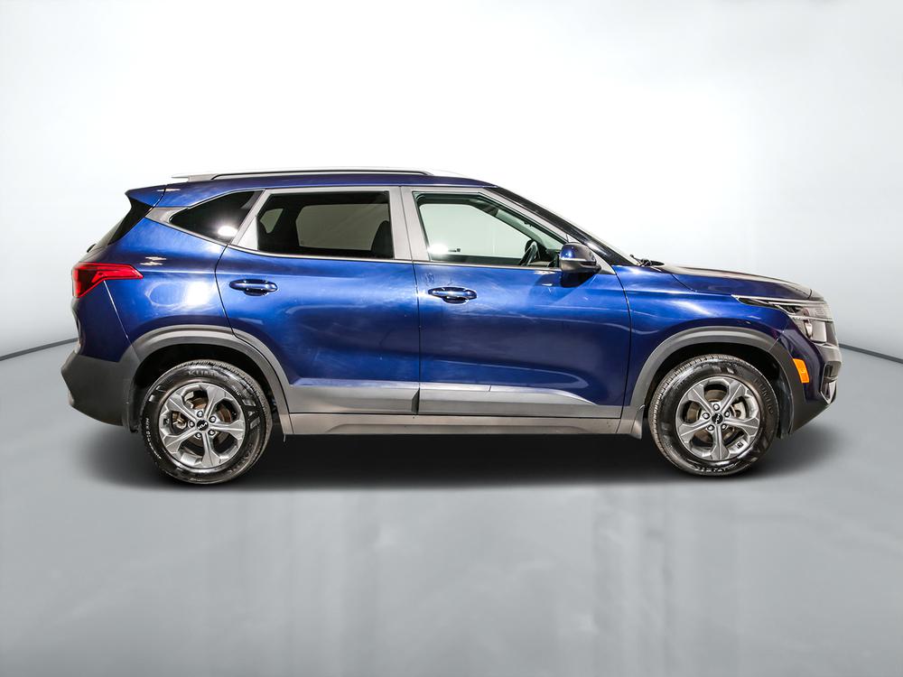 Kia Seltos 2023 Bleu usage à vendre Kia Seltos 2023 Bleu usage à vendre