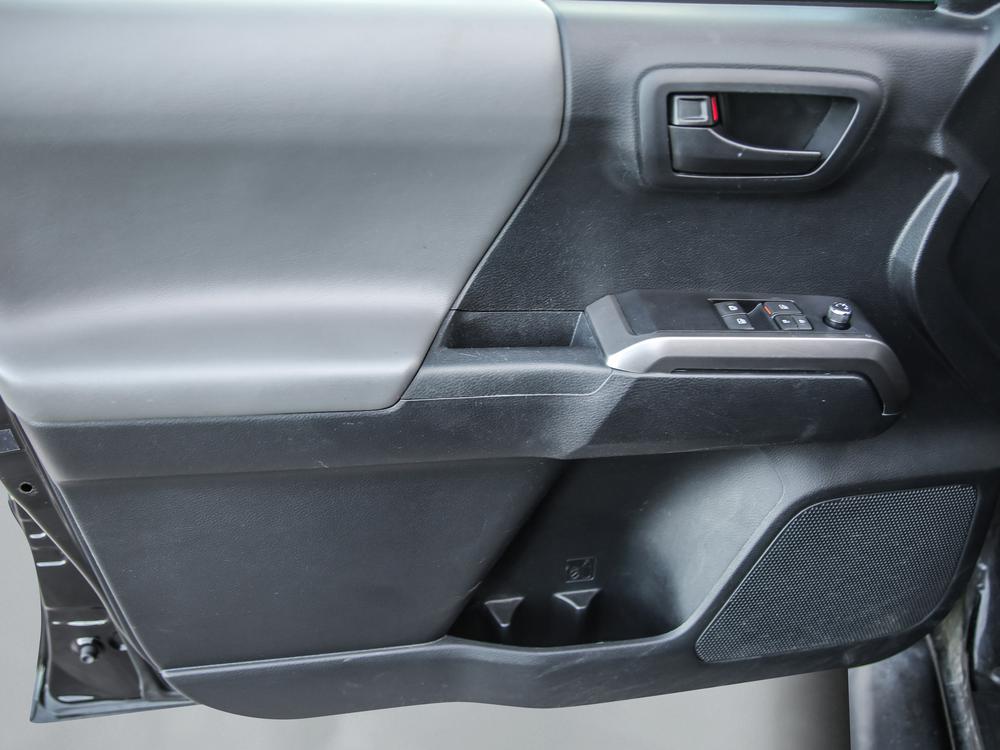 Toyota Tacoma sr5 2018 d’occasion à vendre - 14