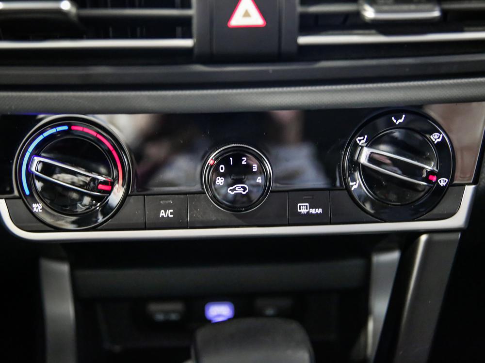 Kia Seltos 2023 Bleu usage à vendre Kia Seltos 2023 Bleu usage à vendre