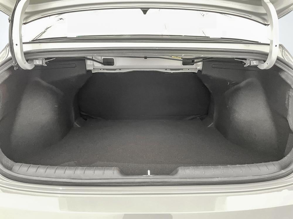 Hyundai Elantra Preferred Tech 2025 d’occasion à vendre - 32