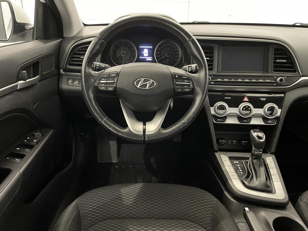 Hyundai Elantra Preferred 2019 d’occasion à vendre - 11