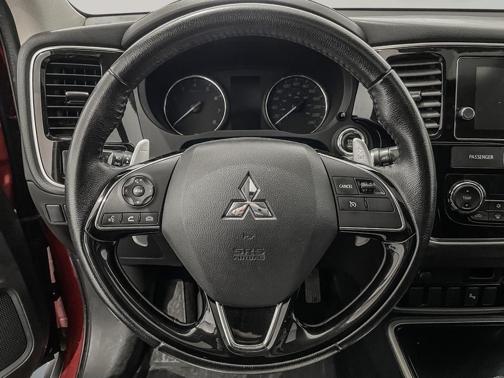 Mitsubishi Outlander SE AWD 7 passagers 2017 d’occasion à vendre - 14