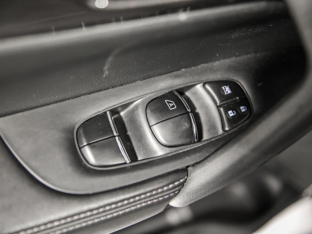 Nissan Rogue S 2019 d’occasion à vendre - 16