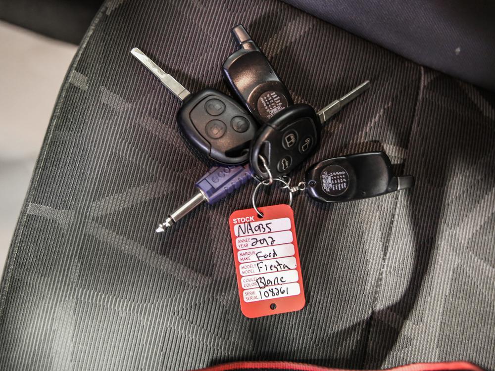 Ford Fiesta 2012 Blanc usage à vendre Ford Fiesta 2012 Blanc usage à vendre