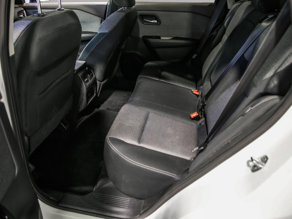 Nissan Rogue SV 2021 d’occasion à vendre - 32