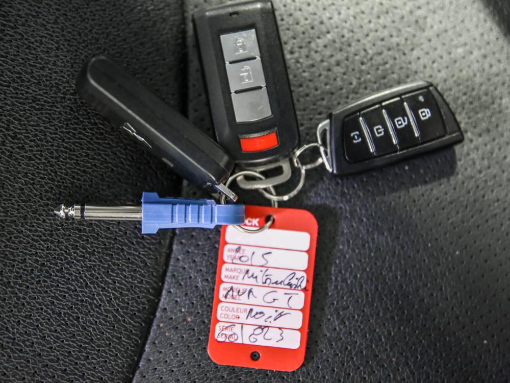 Mitsubishi RVR 2015 Noir usage à vendre Mitsubishi RVR 2015 Noir usage à vendre